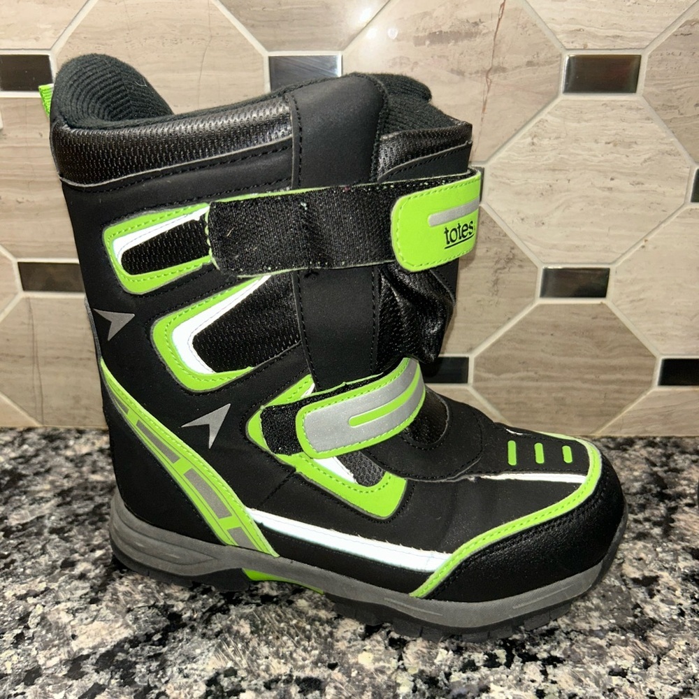 Totes Kids Winter Snow Boots Thinsulate Waterproof Black Green Size 3M - Picture 2 of 10